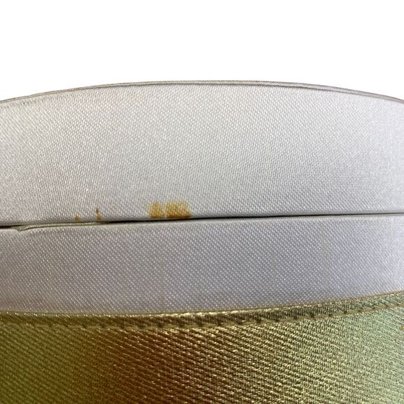 Dior Limited Edition Light Pink Cosmetic Makeup Case /Gift Box with Gold Bow - Picture 9 of 9